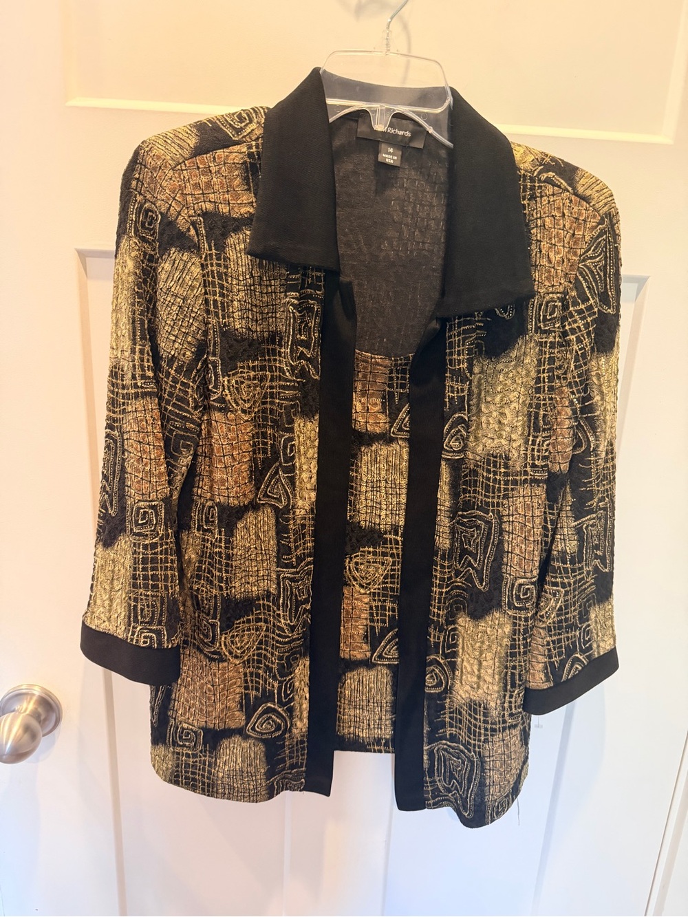 R&M Richards Size 14 Black Gold Metallic Abstract Open Front Jacket
